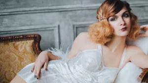 24 Boudoir Photography Ideas to Make Clients Feel Amazing