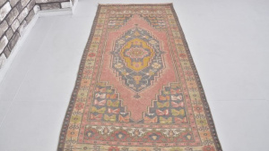 How to Match Tailored Rugs with Furniture and Wall Colors