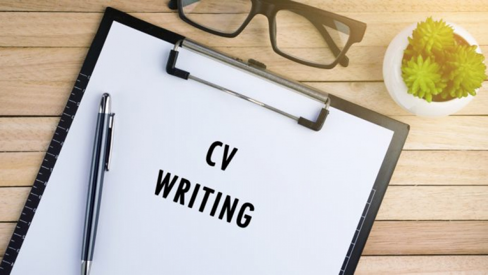 How to Write a Graduate/Entry-Level CV That Looks Experienced